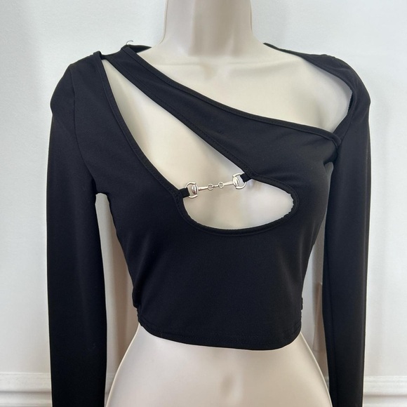 SHEIN Black Asymmetrical Long Sleeve Crop Top - Picture 1 of 5